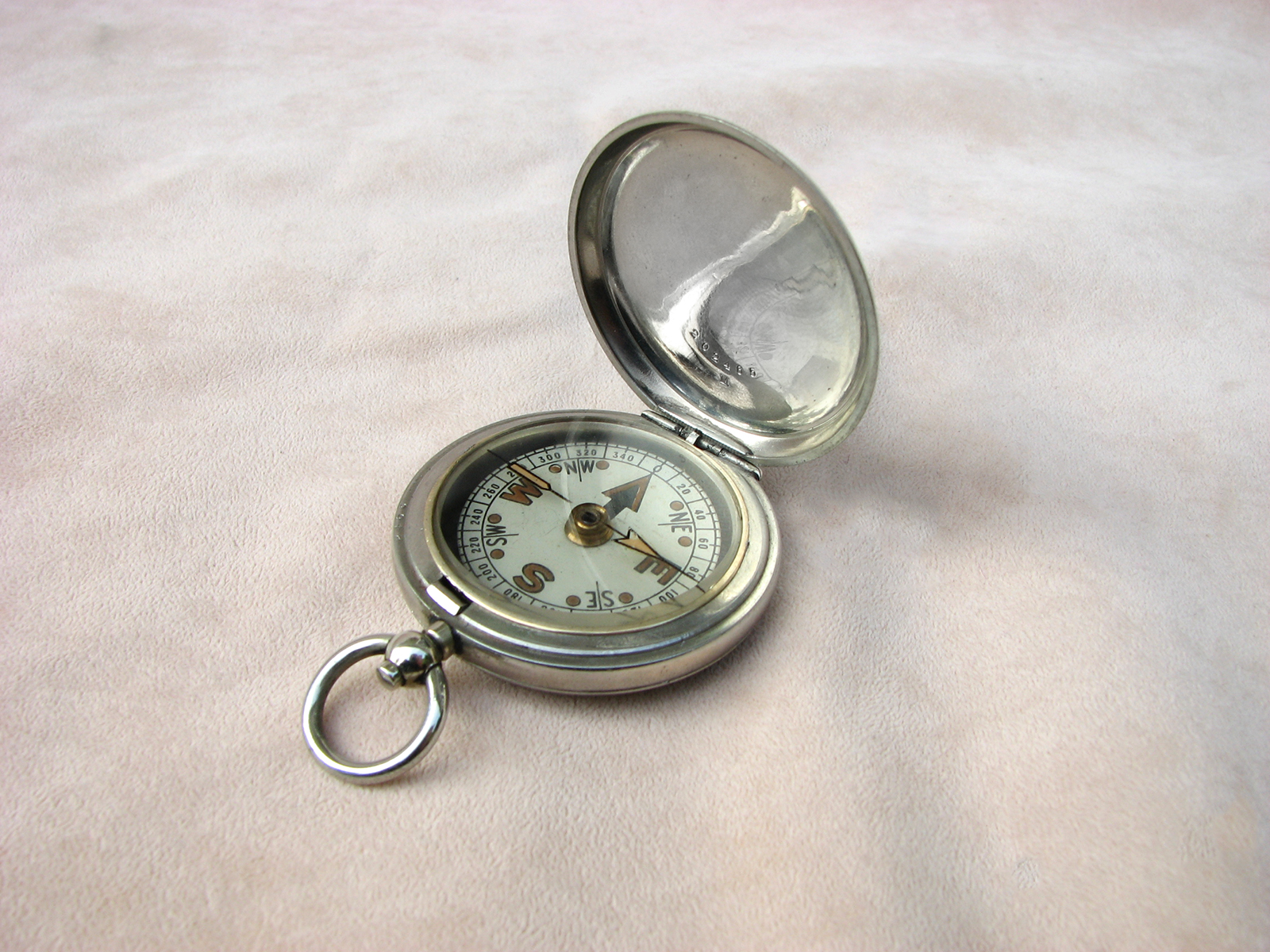 WW1 era Dennison cased MK VI pocket compass